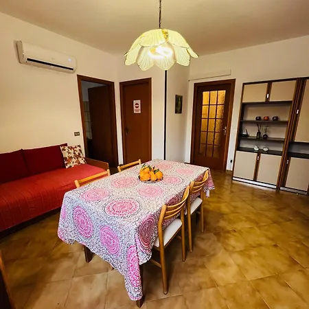 Apartment Appartamento Marciana Marina *